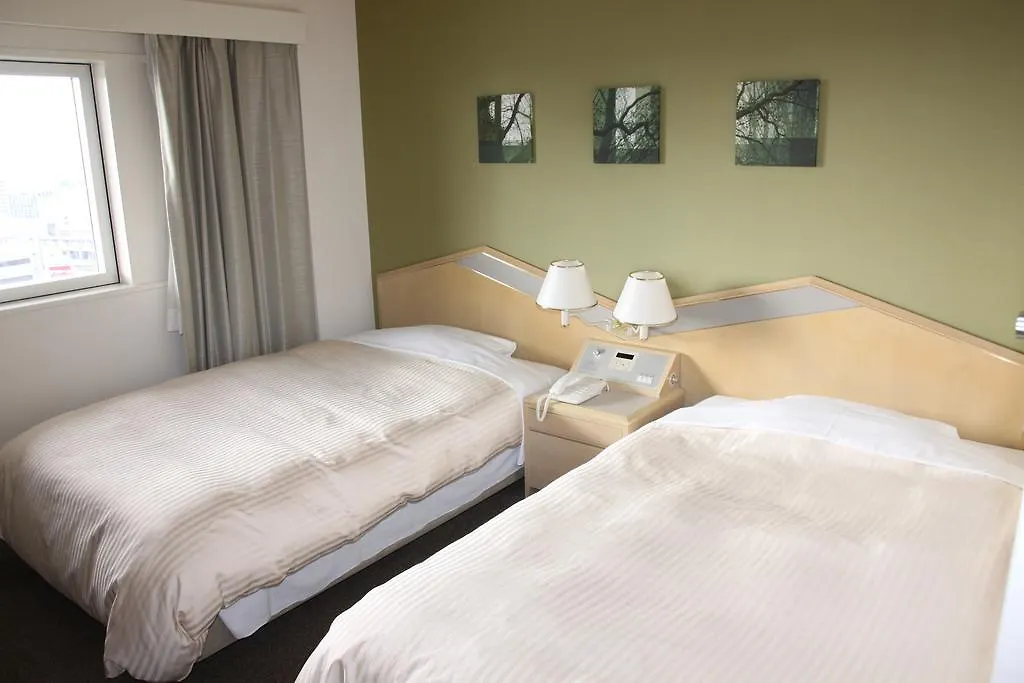 Shin Osaka Washington Hotel Plaza 3*,  Japan