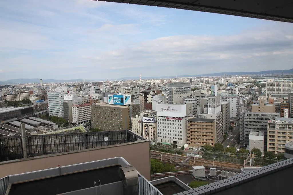 Shin Osaka Washington Hotel Plaza 3*,  Japan