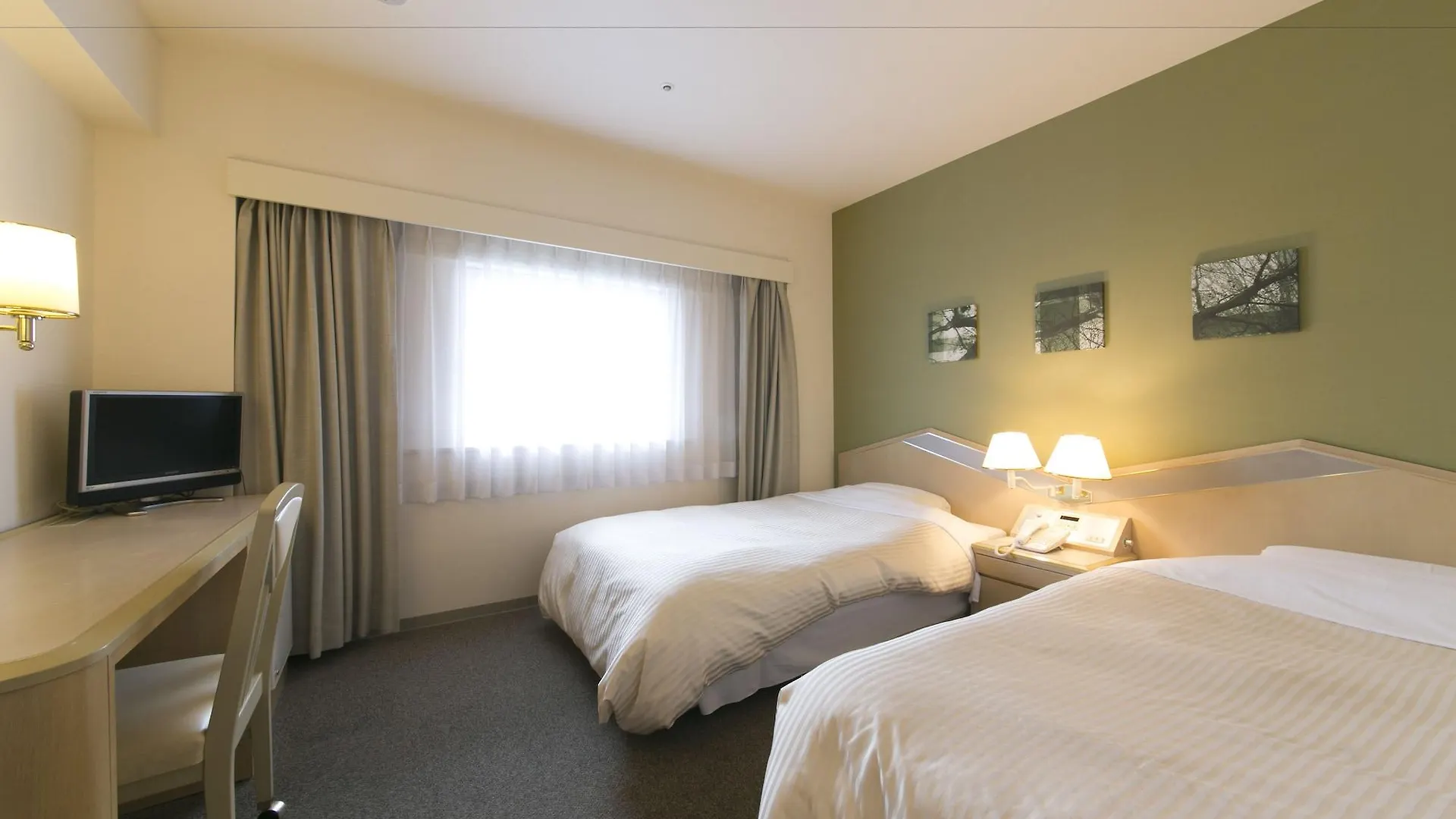Shin Osaka Washington Hotel Plaza
